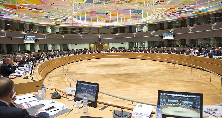 L'UE ouvre les négociations d'adhésion avec la Bosnie-Herzégovine et la Moldavie