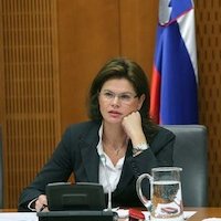 Slovénie : Alenka Bratušek chargée de former un nouveau gouvernement