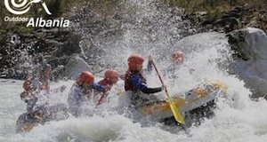 Géotourisme en Albanie : descendre les canyons de l'Osum en rafting