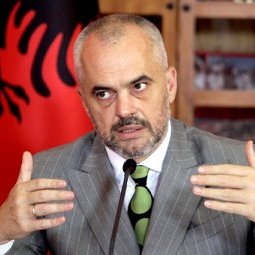 « L'Albanie est prête à accueillir les réfugiés »