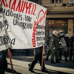 Grèce : la mobilisation contre la privatisation des universités s'intensifie