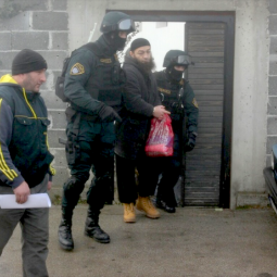Bosnie-Herzégovine : la police arrête onze personnes en lien avec l'État islamique