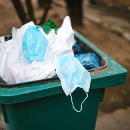 Dans les Balkans, la difficile gestion des déchets Covid-19