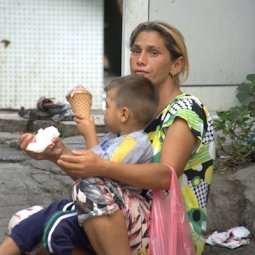 Šuto Orizari (3/3) | Macédoine du nord : « On est doublement discriminées, en tant que Roms et en tant que femmes »
