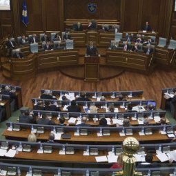 Kosovo : une délégation franco-allemande à Pristina pour recadrer le gouvernement sur le Tribunal spécial