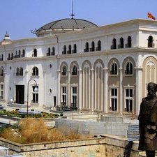 Macédoine : les mauvais comptes de Skopje 2014