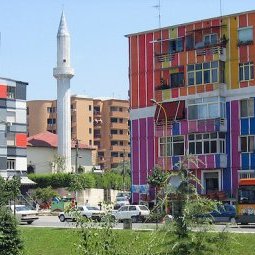 Albanie : Edi Rama, les médias italiens et l'illusion du « miracle économique »