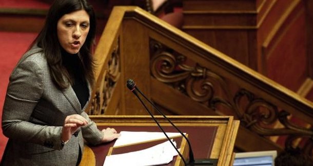 Grèce : Zoé Konstantopoulou, une juriste militante à la tête du Parlement