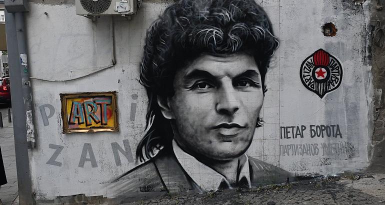 Blog • Graffitis : entre art, propagandes et hommages, un moyen d'expression omniprésent dans les Balkans