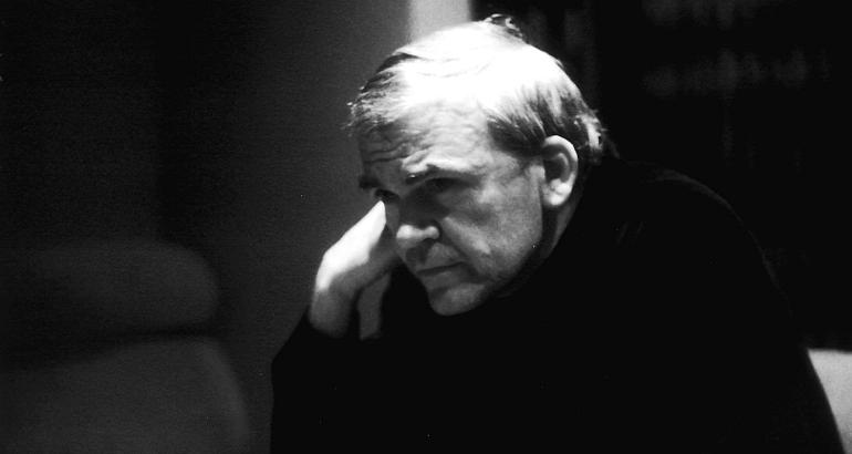 Milan Kundera ou le narcissisme d'une Europe centrale repliée sur elle-même