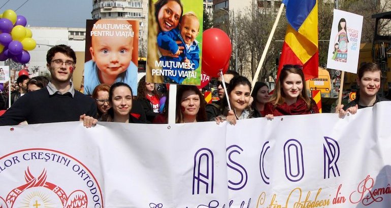 Roumanie : 30 ans après sa légalisation, l'avortement est un droit menacé