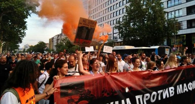 Serbie : Novi Sad se révolte contre la mafia 