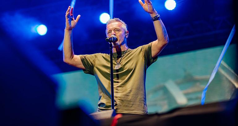 Croatie : le rockeur nationaliste Thompson bat le record mondial du plus grand concert payant