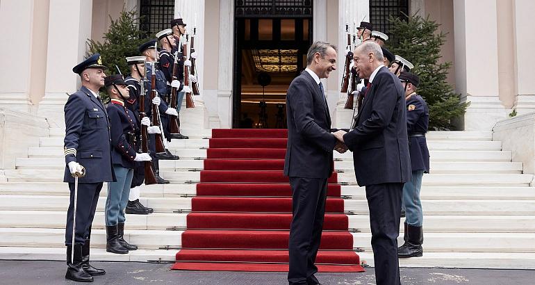La Grèce et la Turquie enterrent la hache de guerre... Vraiment ?