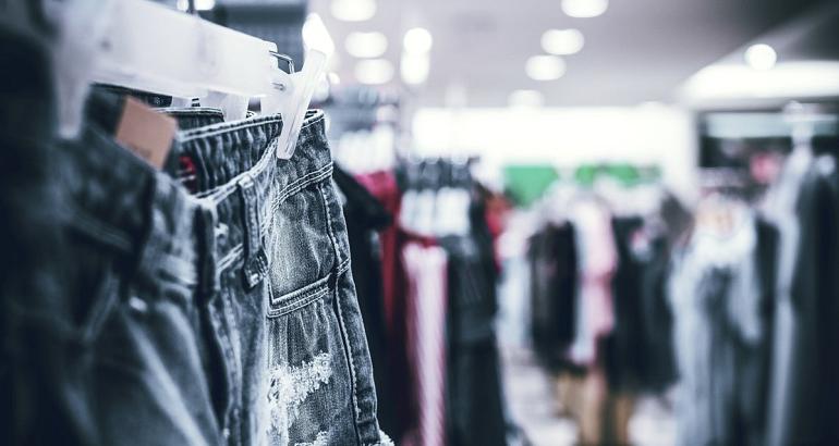 Serbie : dans l'industrie textile, la règle du harcèlement et du mépris