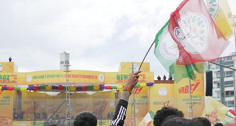En Turquie, la mobilisation kurde face à la chute du Rojava et à la répression