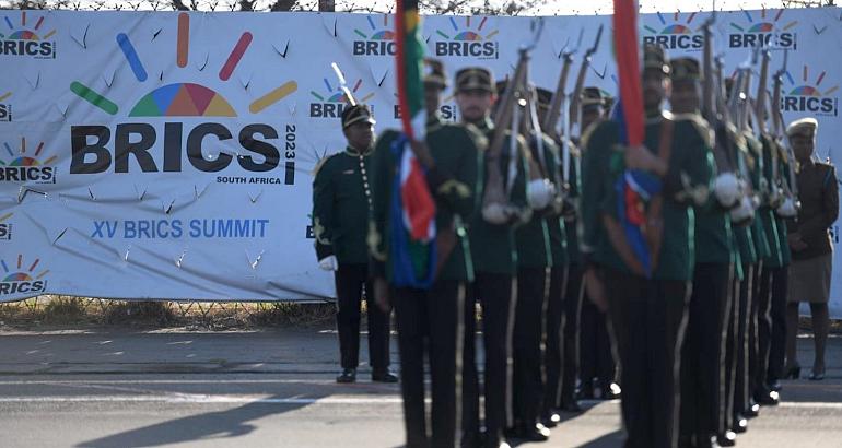 La Serbie a-t-elle intérêt à rejoindre les BRICS ?