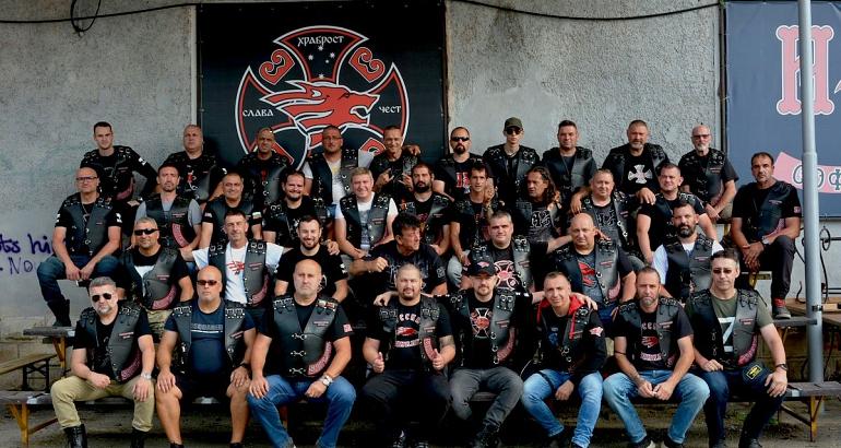 Les Loups de la nuit, ces bikers pro-Poutine qui paradent en Bulgarie