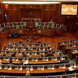 Élections au Kosovo : la coalition des commandants et l'ombre de Belgrade