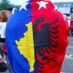 Kosovo, 15 ans d'indépendance (6/6) • Les controverses du drapeau