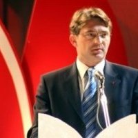 Bosnie : Željko Komšić, membre croate de la Présidence, démissionne du SDP