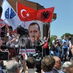 Coup d'Etat en Turquie : dans les Balkans, inquiétudes et soutien à Erdoğan