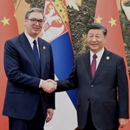 « Frère Xi » de nouveau en Serbie : l'atout chinois du régime Vučić