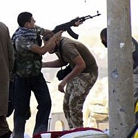 Balkans : comment empêcher les volontaires du jihad de partir se battre en Syrie ?