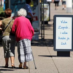 Prise en charge des seniors en Croatie : la détresse des aidantes