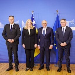 Un an de guerre en Ukraine (2/6) • En Bosnie, chacun sa version des sanctions contre la Russie