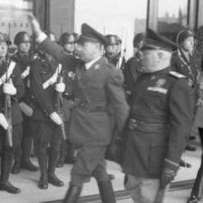 Histoire : quand le chef des oustachis croates était l'hôte de Mussolini