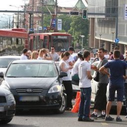 Prix des carburants : la révolte citoyenne va-t-elle gagner tous les Balkans ?