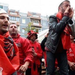 Football : Albanie-Serbie, match sous très haute tension
