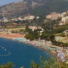 Littoral monténégrin : plages privées et bétonisation