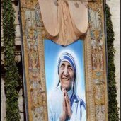 L'Albanie célèbre en grande pompe la mémoire de Mère Teresa