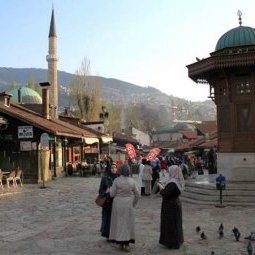 Bosnie-Herzégovine : voter comme le disent le curé, le pope ou l'imam