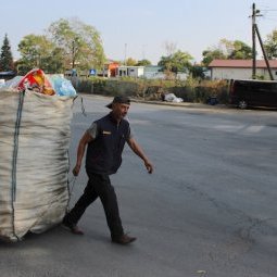 Roumanie : une journée avec les « recycleurs indépendants »