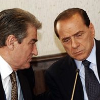 Albanie : Berisha signe avec Berlusconi deux contrats énergétiques pour 2,5 milliards d'euros