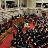 Grèce : le parlement vote la suppression de 15.000 postes de fonctionnaires