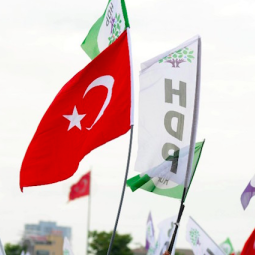 Législatives en Turquie : scrutin à risque pour Recep Tayyip Erdoğan 