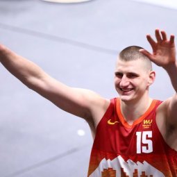 Basket : Nikola Jokić et Vasa Micić, deux serbes couronnés MVP en NBA et en Euroligue
