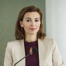 Alma Zadić, la ministre autrichienne qui fait la fierté de la Bosnie-Herzégovine