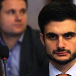 Serbie : le ministre des Finances Lazar Krstić jette l'éponge