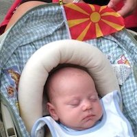 Trafic à l'adoption en Macédoine : jusqu'à 60.000 euros pour un bébé