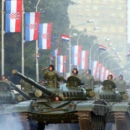 Croatie : feux d'artifice et gros canons pour « Oluja »