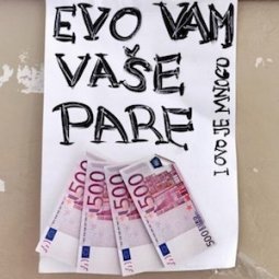 Serbie : vie chère et hausse des frais, les étudiants bloquent la fac d'architecture