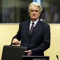 Bosnie : les non-dits et les incohérences du procès Karadžić 