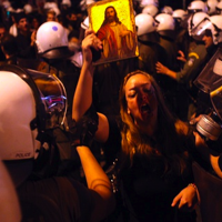 Corpus Christi à Athènes : Aube dorée attaque les « blasphémateurs »