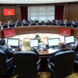 Macédoine du Nord : après deux ans de pouvoir, les « affaires » s'accumulent pour le gouvernement Zaev