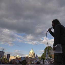 Serbie : ces citoyens « d'en-bas » qui réinventent la politique